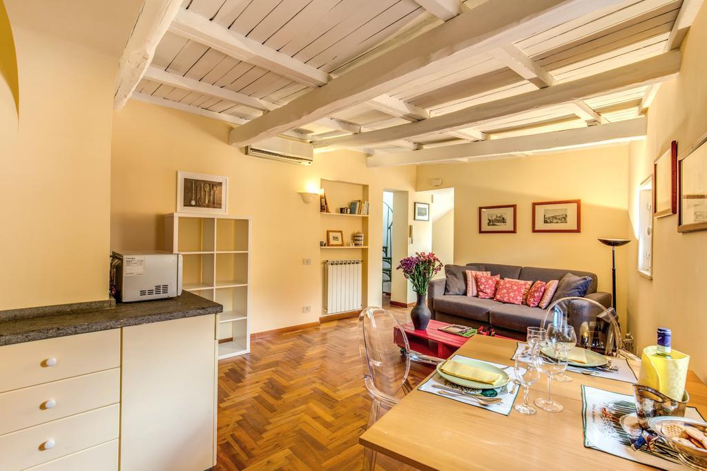 Appartamento Trastevere Attic With Terrace Roma