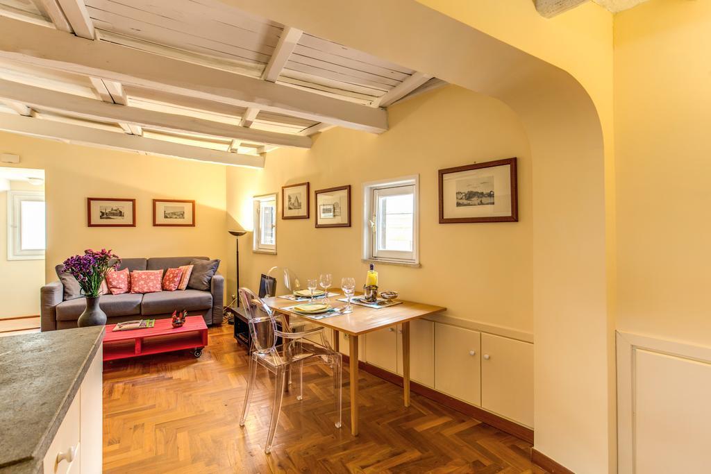Appartamento Trastevere Attic With Terrace Roma