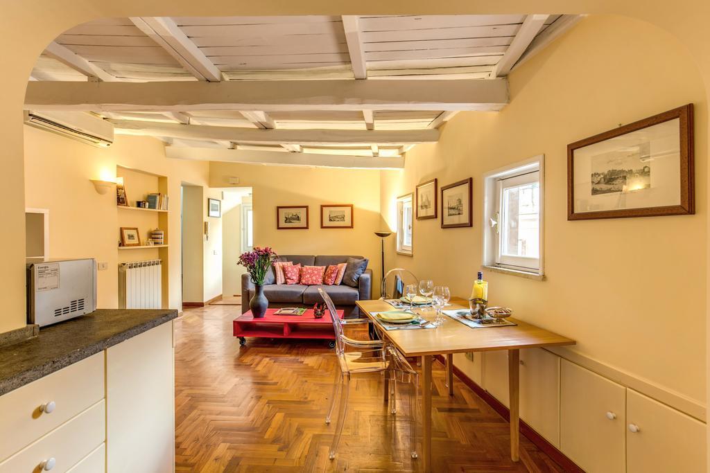 Trastevere Attic With Terrace Appartamento Roma